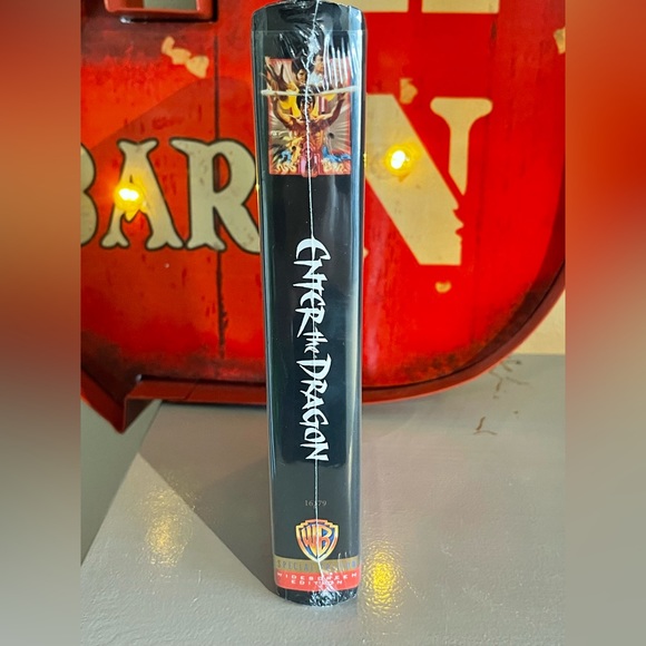 1998 Enter The Dragon 25th Anniversary Movie VHS Bruce Lee NEW Sealed - Picture 2 of 10